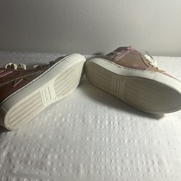 Steve Madden Girls Pink shine top high sneakers size 3 - Picture 5 of 9